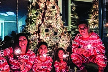 Mateus Uribe com a família