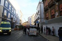 Prédio desaba após explosão no centro de Lisboa. Há cinco feridos e dois desaparecidos	