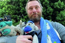 O filho de Bowie feliz por ter encontrado o cachecol 