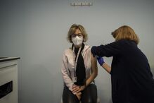 Início do plano de vacinação contra o Covid-19 no Hospital de São João, no Porto