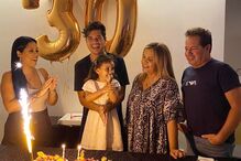 Ivo Lucas ao lado da família