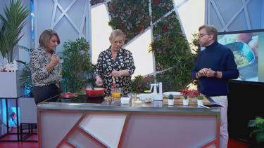 Aprenda a fazer Sopa dourada com fios de maçã com a Tia Cátia 