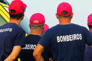 Bombeiros costas