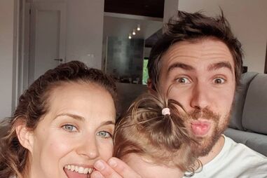 Luísa Barbosa e Francisco Beatriz com a filha Aura