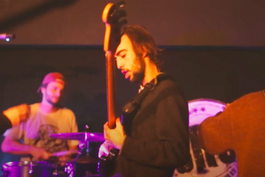 Gastão Reis era o baixista da banda Zarco