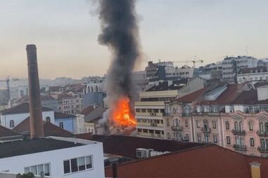 Encontrado corpo de jovem músico que estava desaparecido após desabamento de prédio no centro de Lisboa