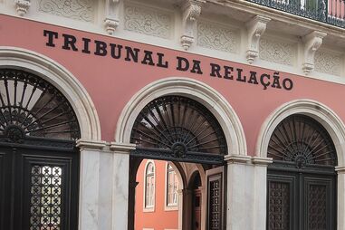 Relação de Évora absolveu dois suecos e seis portugueses   