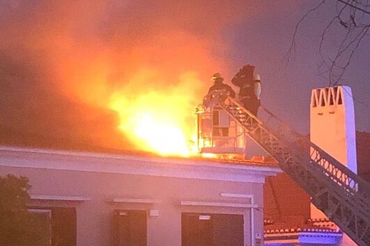 Fogo deflagrou na casa do ex-ministro Nuno Crato em Oeiras	