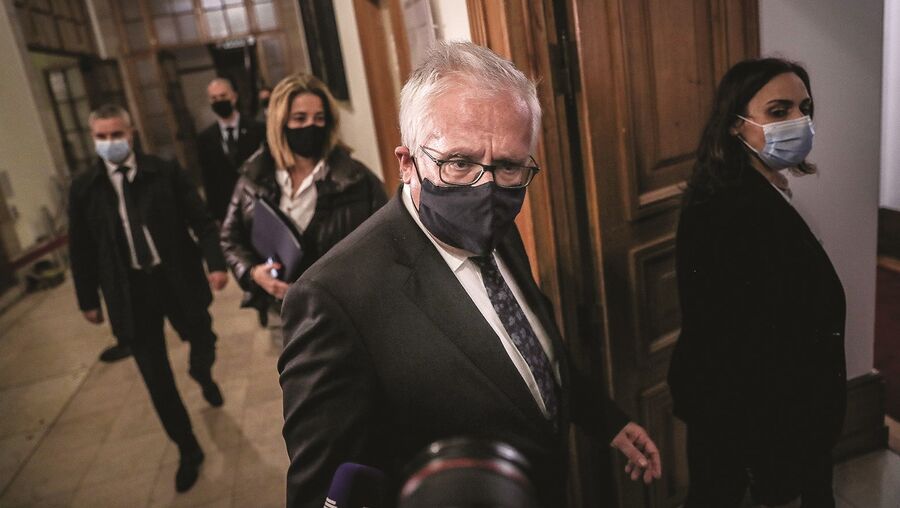 Cabrita anuncia todas as medidas para votar nas eleições presidenciais durante pandemia. Saiba tudo aqui