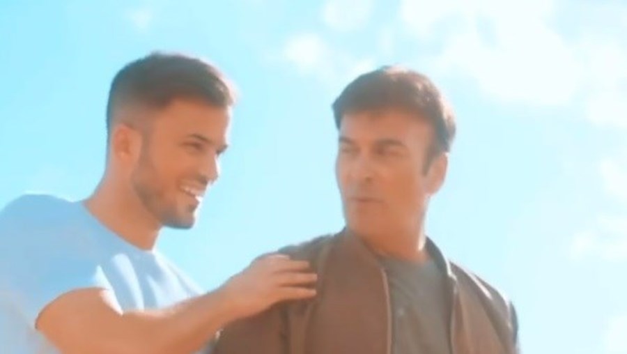 Je Taime Papa David Carreira Dá Os Parabéns Ao Pai Em Vídeo