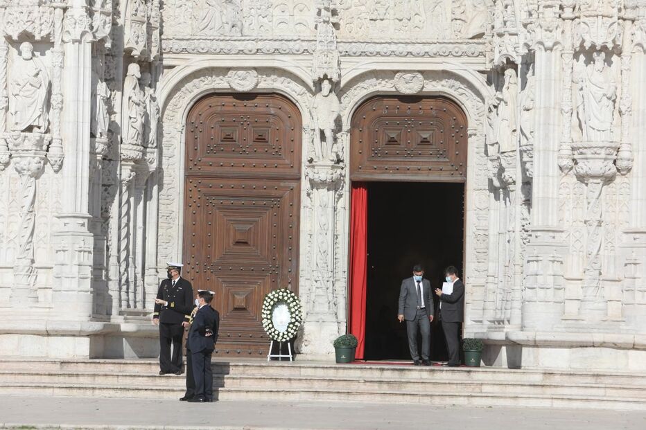 Velório, missa, Eduardo Lourenço