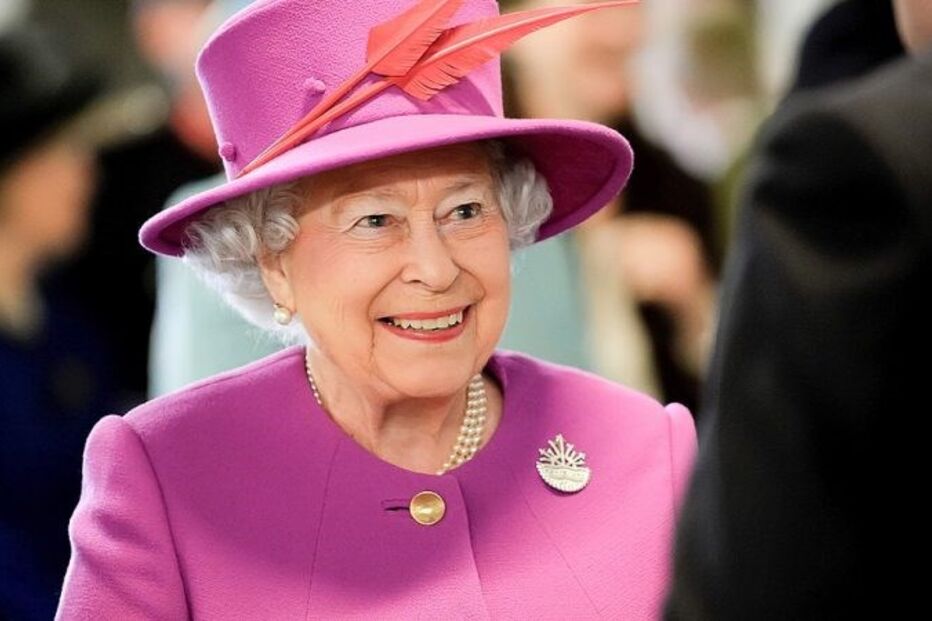 Rainha Isabel II .jpg