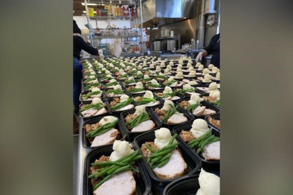 Cancelam casamento e oferecem dinheiro da boda para alimentar os mais necessitados