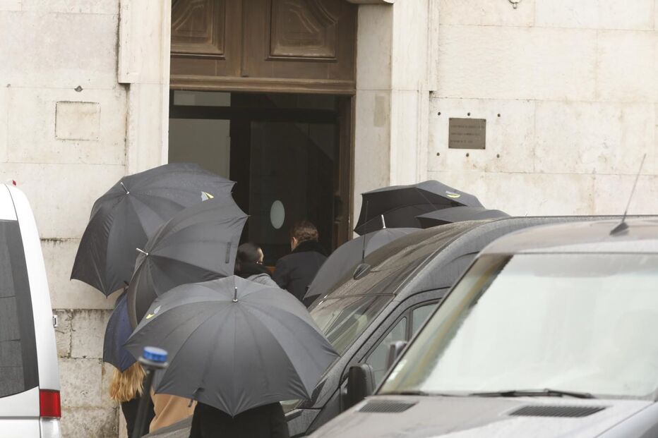 Tony na chegada à Basílica da Estrela.JPG