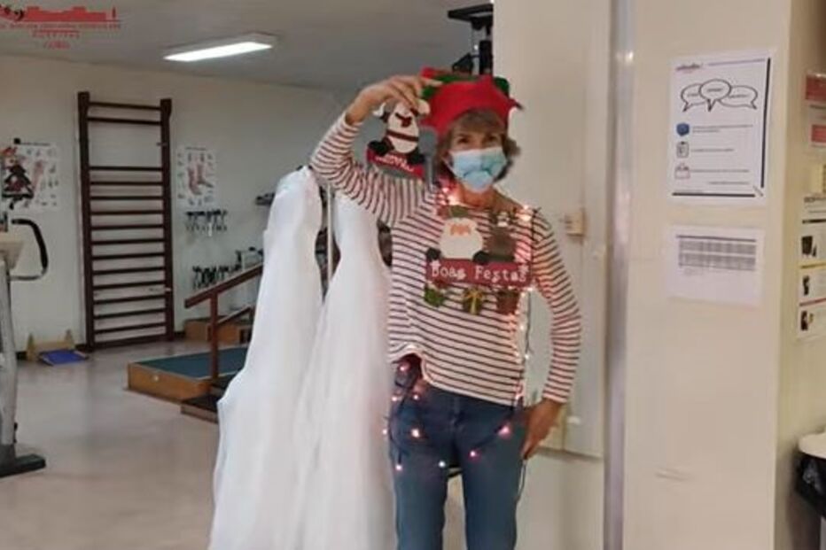 Profissionais do Hospital Amadora-Sintra inspiram-se na pandemia e adaptam música de Natal para alegrar a época