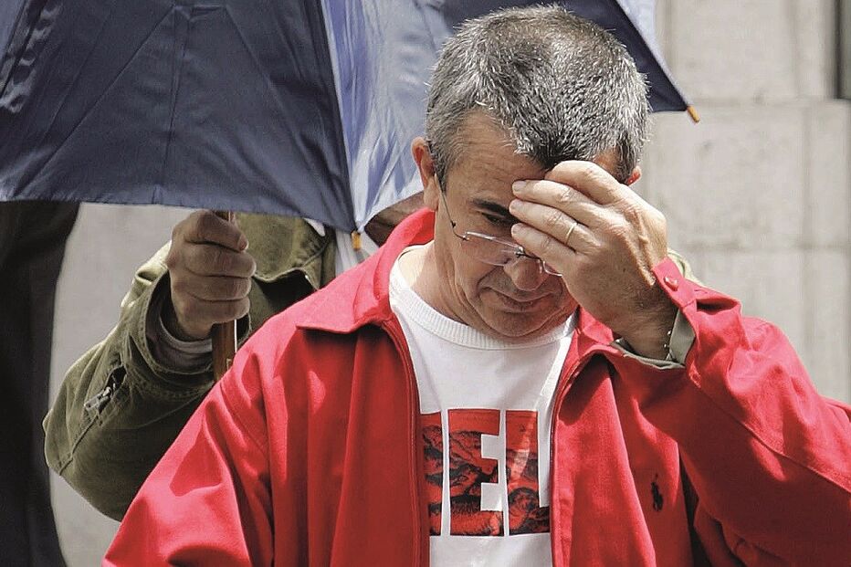Franklim Lobo, em 2008, à entrada do tribunal da Boa-Hora, em Lisboa