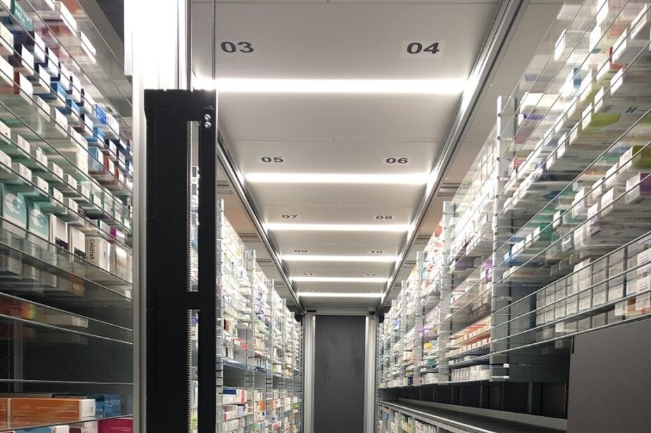 2020-12-11_16_50_52 Robot farmaceutico  (1).jpg