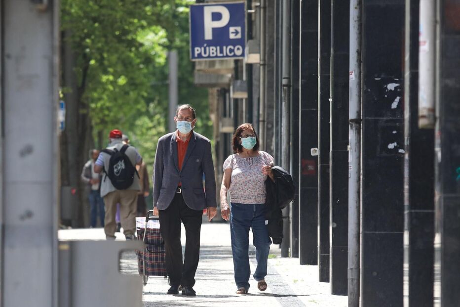 2020-11-19_14_27_04 Covid covid-19 coronavirus pessoas.JPG