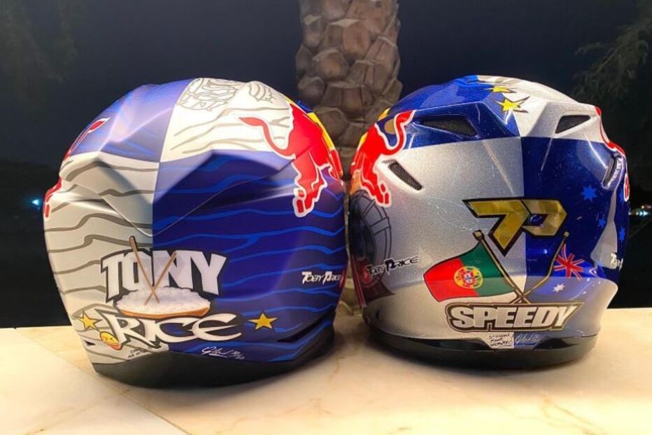 Capacete de homenagem ao piloto português Paulo 'Speedy' Gonçalves