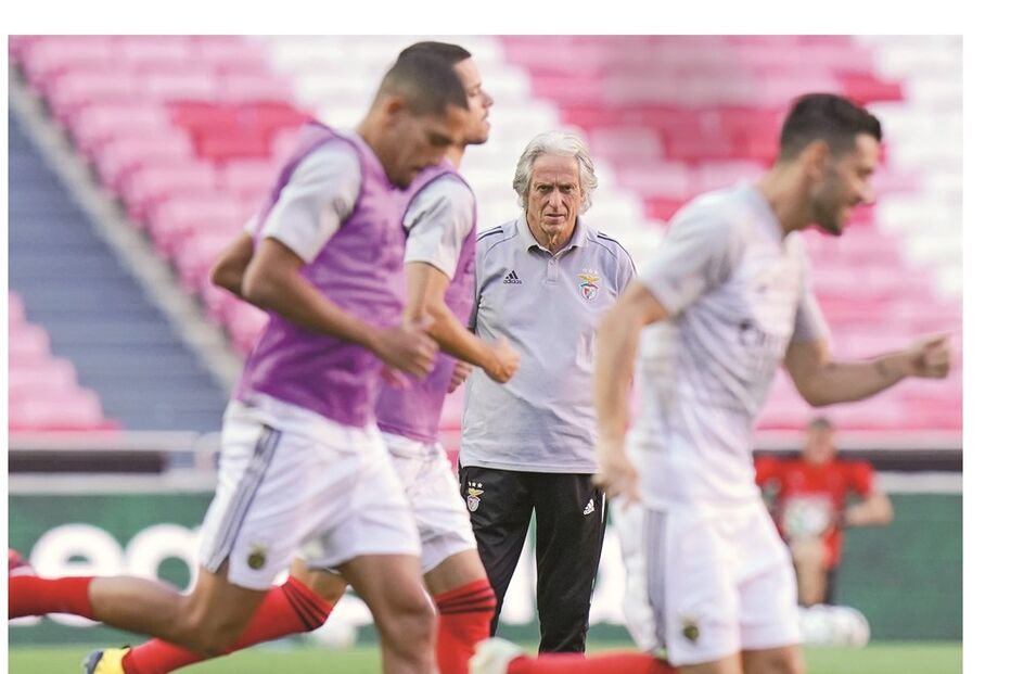 Jorge Jesus nunca defrontou o  Arsenal em jogos  oficiais