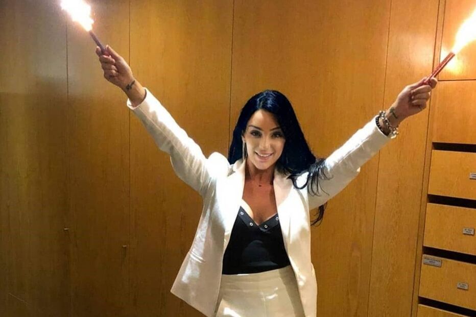 Ana Luísa Abreu, Irmã Luciana Abreu