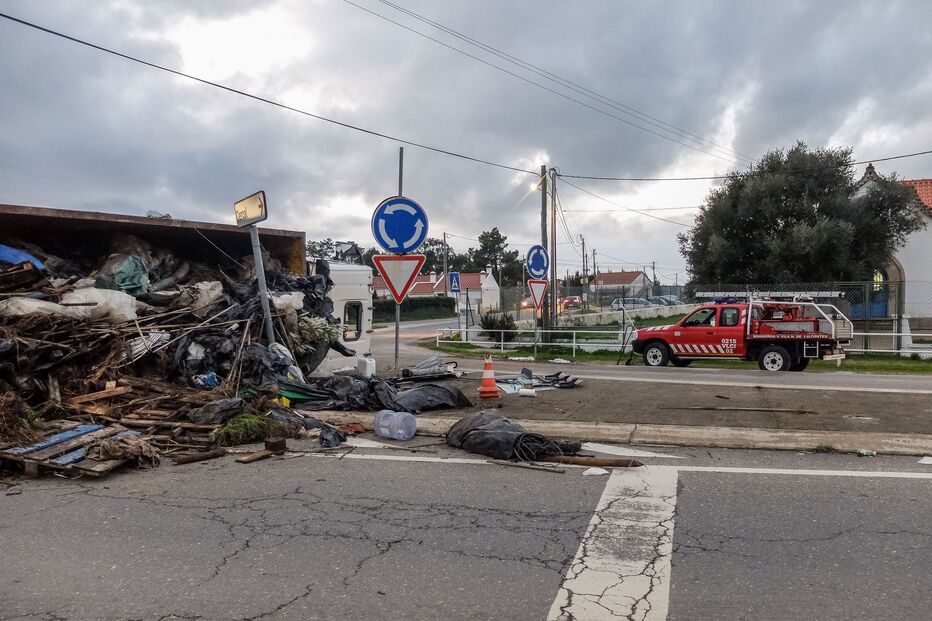 Despiste provoca ferido grave em Vila Nova de Milfontes