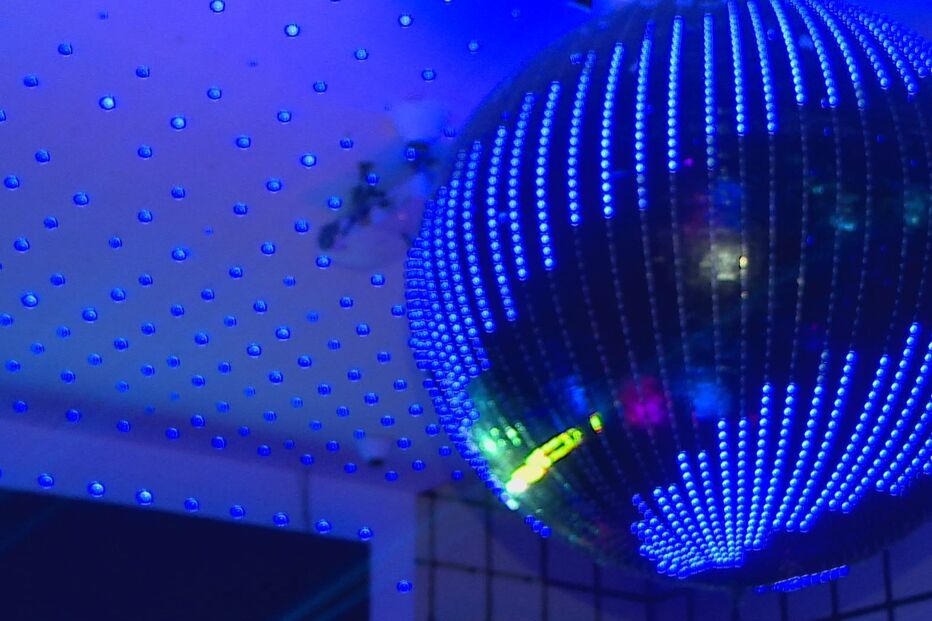 Assalto a cliente denuncia bar de alterne aberto até de madrugada