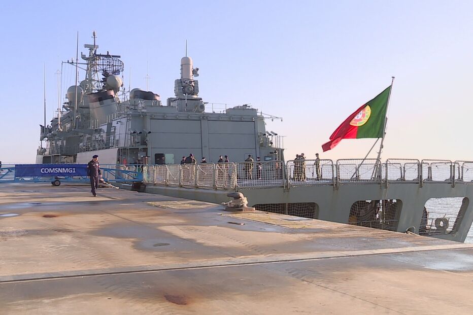 Fragata Corte-Real chega de missão da NATO liderada por um almirante português