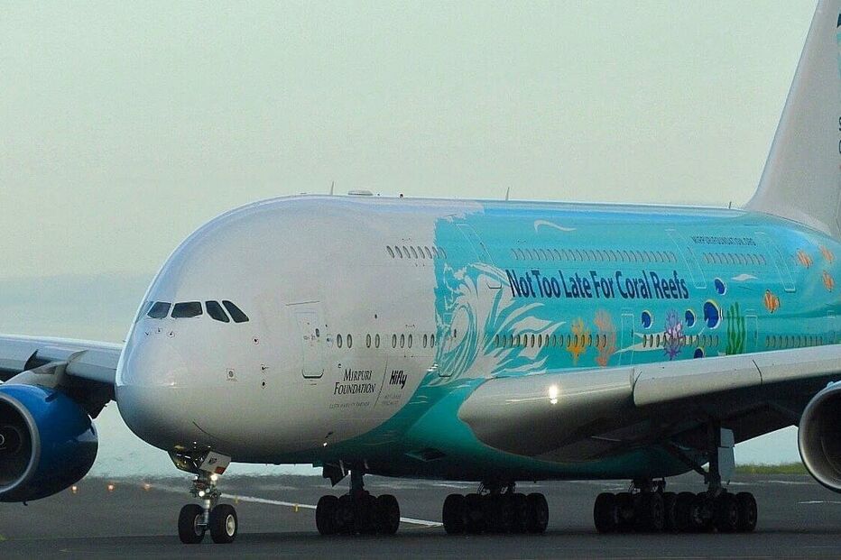 Aeronave A380 da Hi Fly desenha um coração nos ceús de Portugal no dia da despedida 