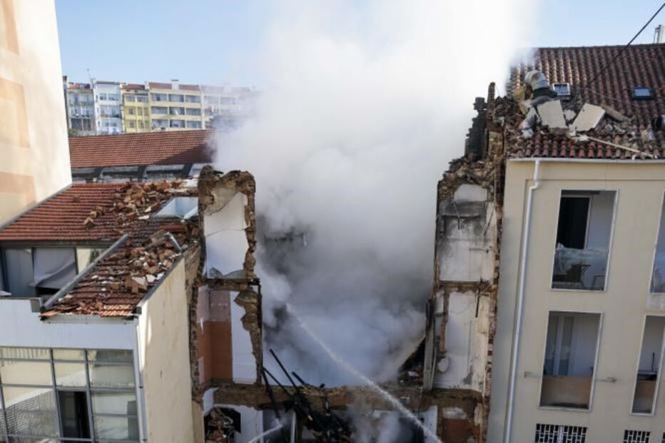 Prédio desaba após explosão no centro de Lisboa
