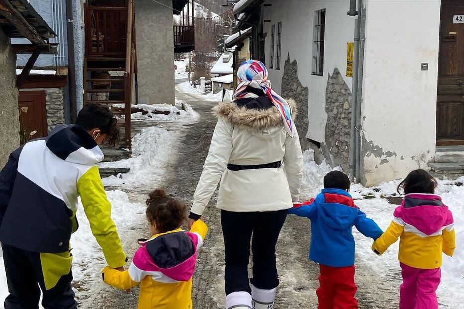 Georgina Rodríguez e os pequenos: Cristiano Júnior, os gémeos, Eva e Mateo, e Alana Martina