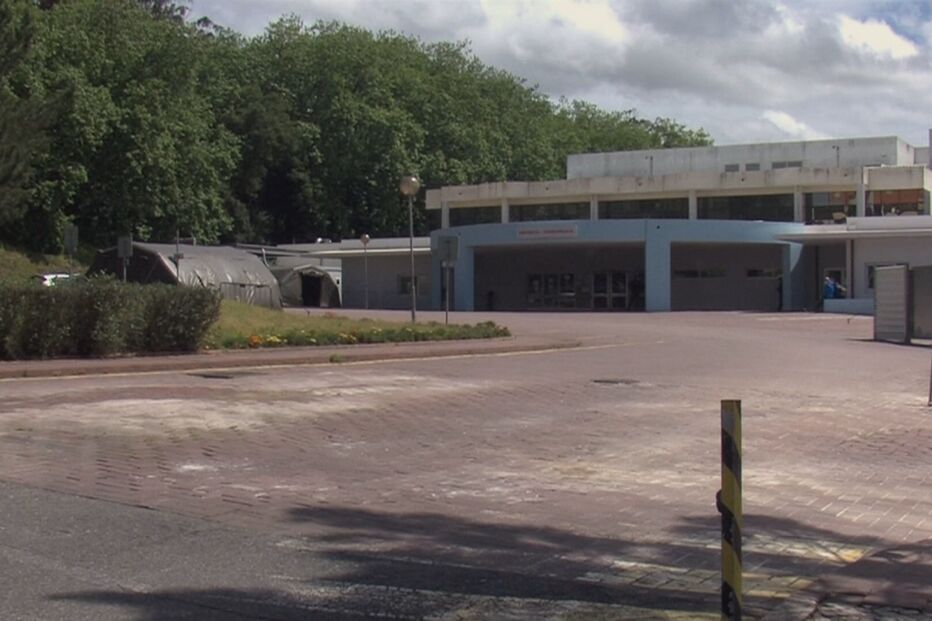 Dois surtos de Covid-19 no Centro Hospitalar do Oeste fazem 11 mortos