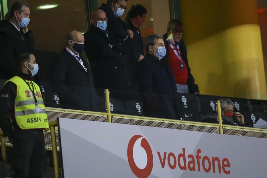 FC Porto e Benfica em 'Super-Clássico'	