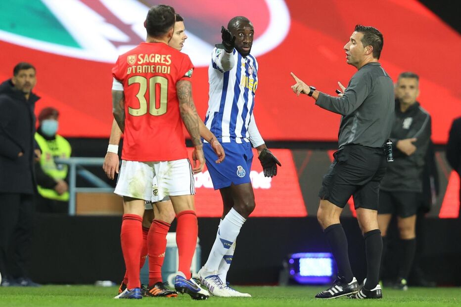 FC Porto e Benfica em 'Super-Clássico'	