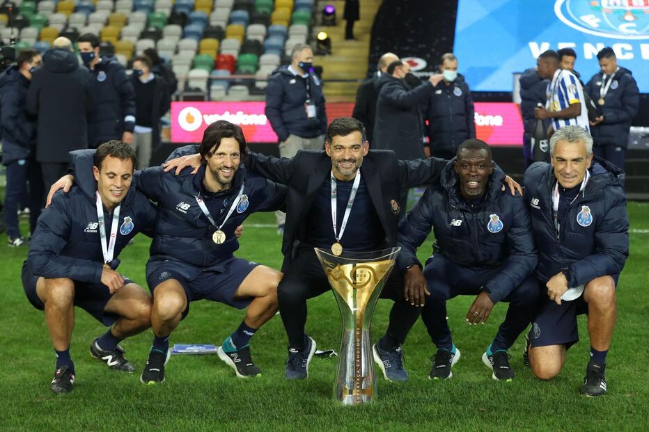 As imagens do FC Porto nos festejos da conquista da Supertaça	