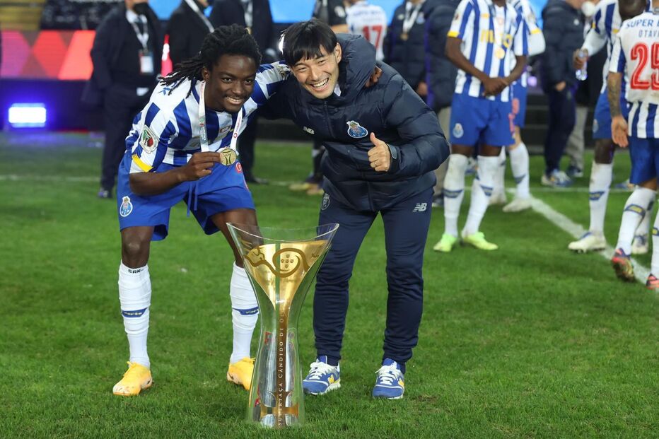 As imagens do FC Porto nos festejos da conquista da Supertaça	