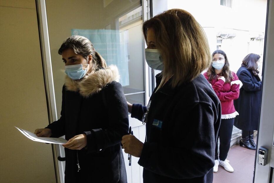 Início do plano de vacinação contra o Covid-19 no Hospital Curry Cabral