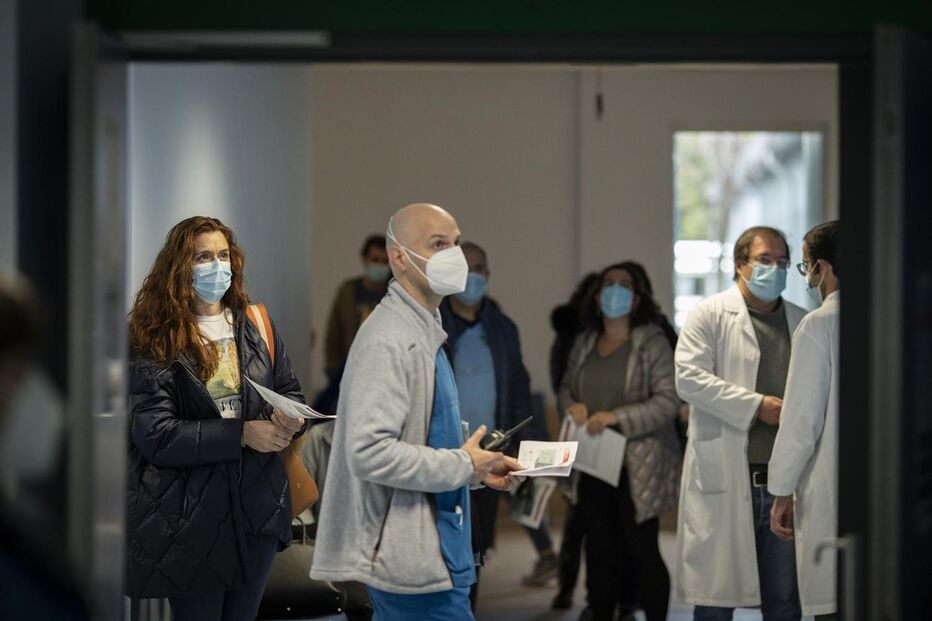 Início do plano de vacinação contra o Covid-19 no Hospital de São João, no Porto