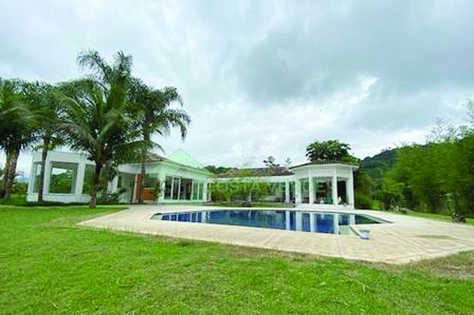 Jogador alugou um espaço anexo à sua mansão