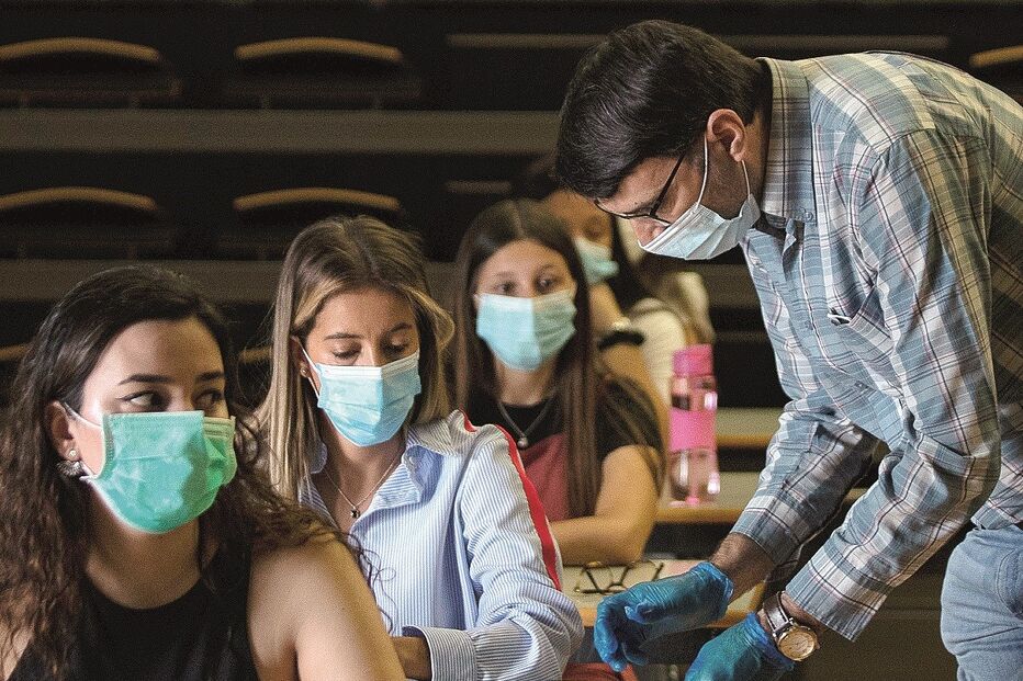 Próximo ano marcado por concurso interno para docentes do quadro 