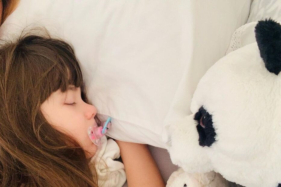 A filha mais nova de Fernanda Serrano, Caetana