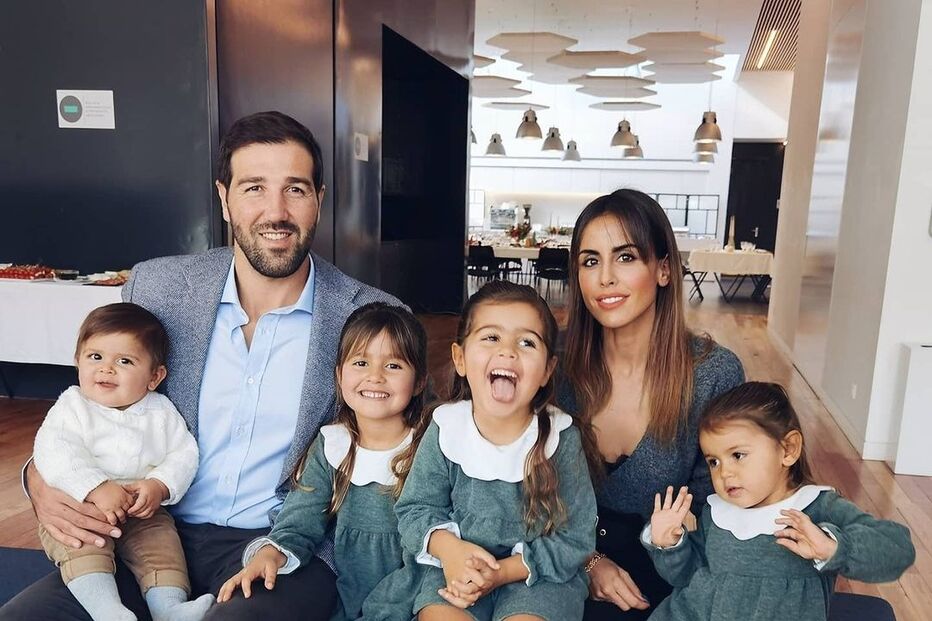Carolina Patrocínio e Gonçalo Uva com os filhos