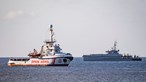 Navio britânico alvo de explosão inexplicável no Golfo de Omã
