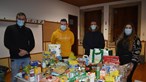 Associação entrega cabazes de alimentos a três famílias carenciadas de Vila do Conde