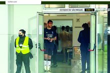 Jogadores do Benfica filmados nus quando estavam nas cabinas 