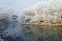 Chaves acorda coberta de neve