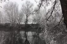 Chaves acorda coberta de neve