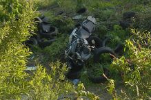 Criança fica ferida e vê pai morrer em despiste de mota em Gondomar