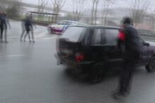 Condutor sem carta foge à fiscalização da PSP no Porto e quase atropela polícias