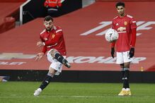 Livre direto de Bruno Fernandes coloca Manchester United na final da Taça de Inglaterra